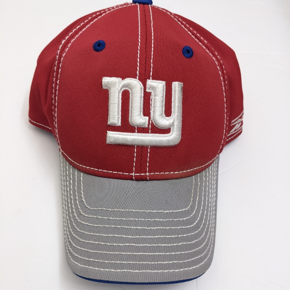 NY Giants NFL Equipment Fitted Cap Size M/L